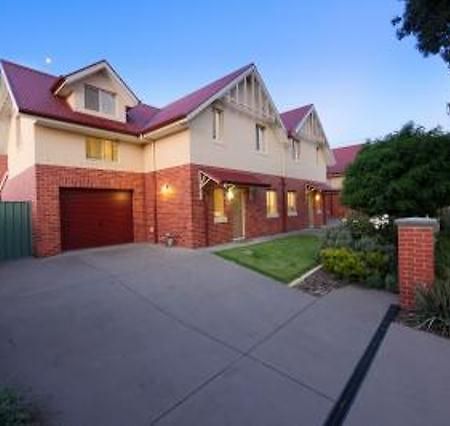 Albury Suites - Schubach Street Exterior foto